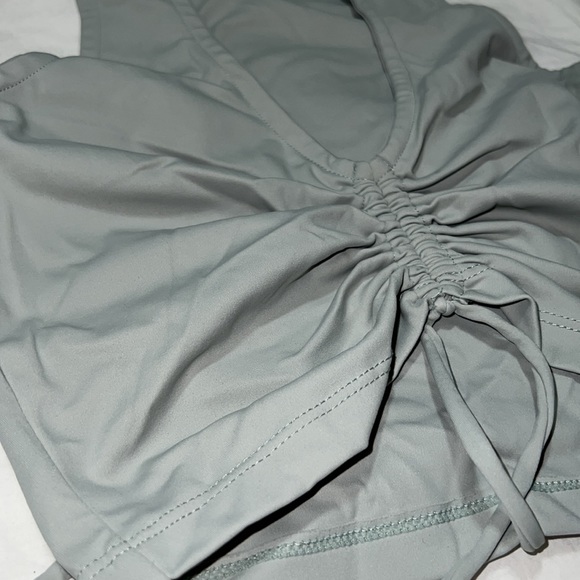 Devon Windsor Activewear Bundle - top, short, and legging - Picture 4 of 10